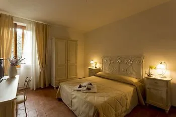 Le Monache بونتاسيفي
